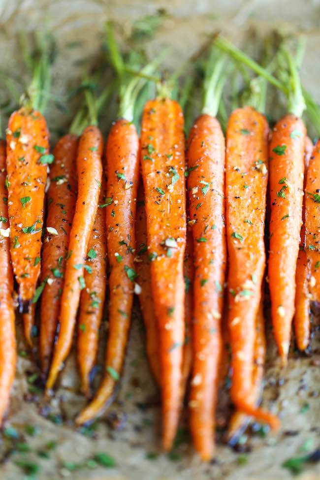 Garlic Roasted Carrots: The Simple, Sweet Side Dish Everyone Loves