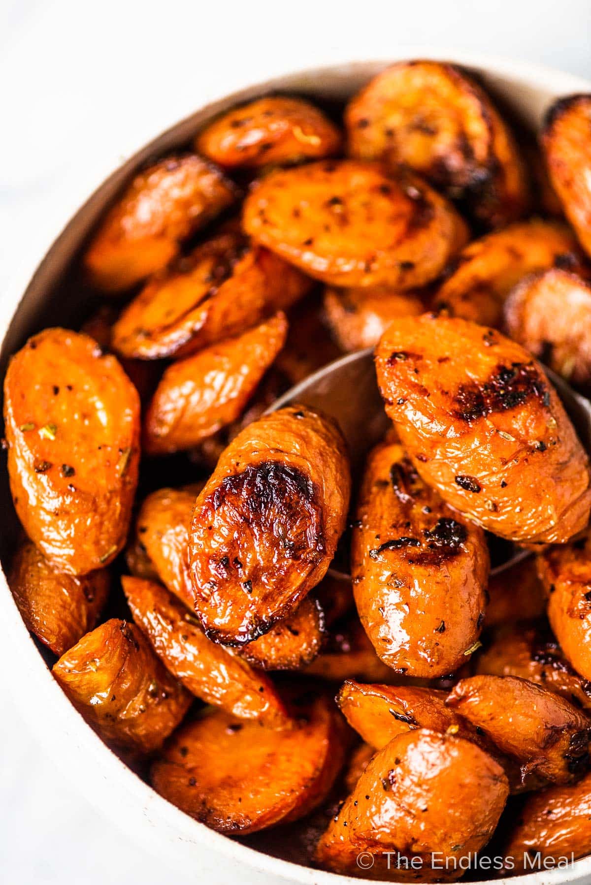 Quick Garlic Roasted Carrots: Your Easy Weeknight Side Dish